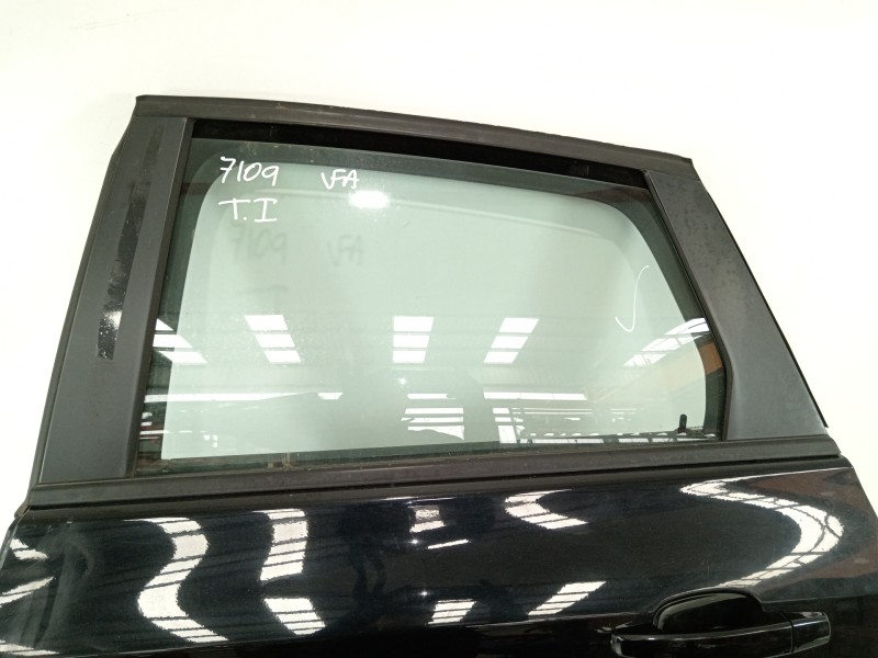 Recambio de puerta trasera izquierda para opel astra j lim. enjoy referencia OEM IAM 13285610  