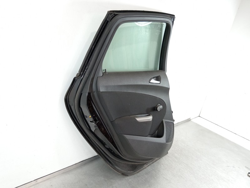 Recambio de puerta trasera izquierda para opel astra j lim. enjoy referencia OEM IAM 13285610  