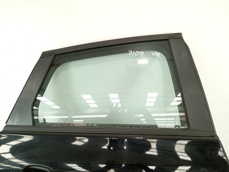 Recambio de puerta trasera derecha para opel astra j lim. enjoy referencia OEM IAM 13285611  