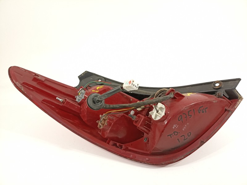 Recambio de piloto trasero derecho para hyundai i20 comfort referencia OEM IAM 924021J000  