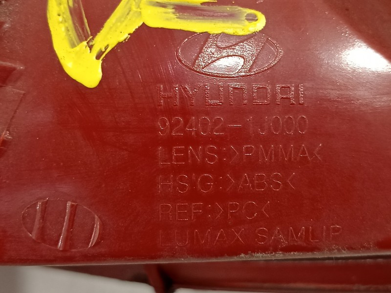 Recambio de piloto trasero derecho para hyundai i20 comfort referencia OEM IAM 924021J000  