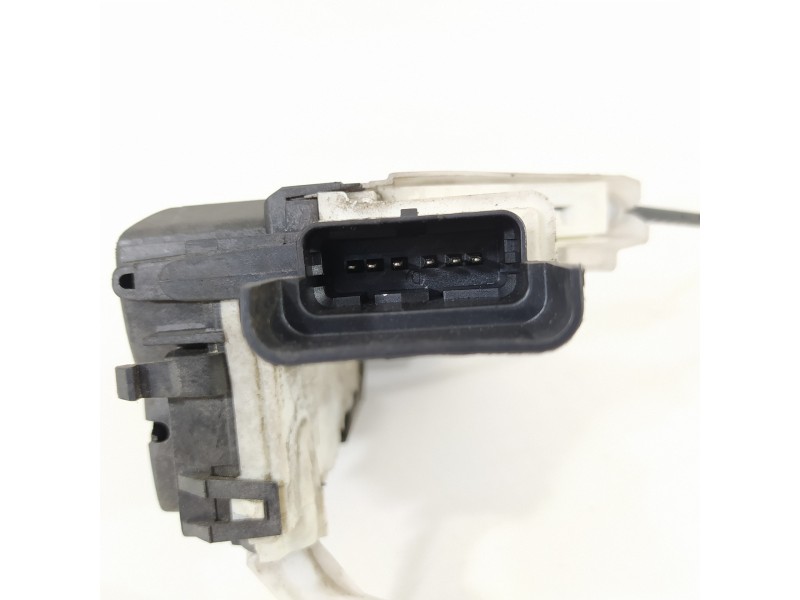 Recambio de cerradura puerta delantera izquierda para peugeot 308 sw active referencia OEM IAM 732075  