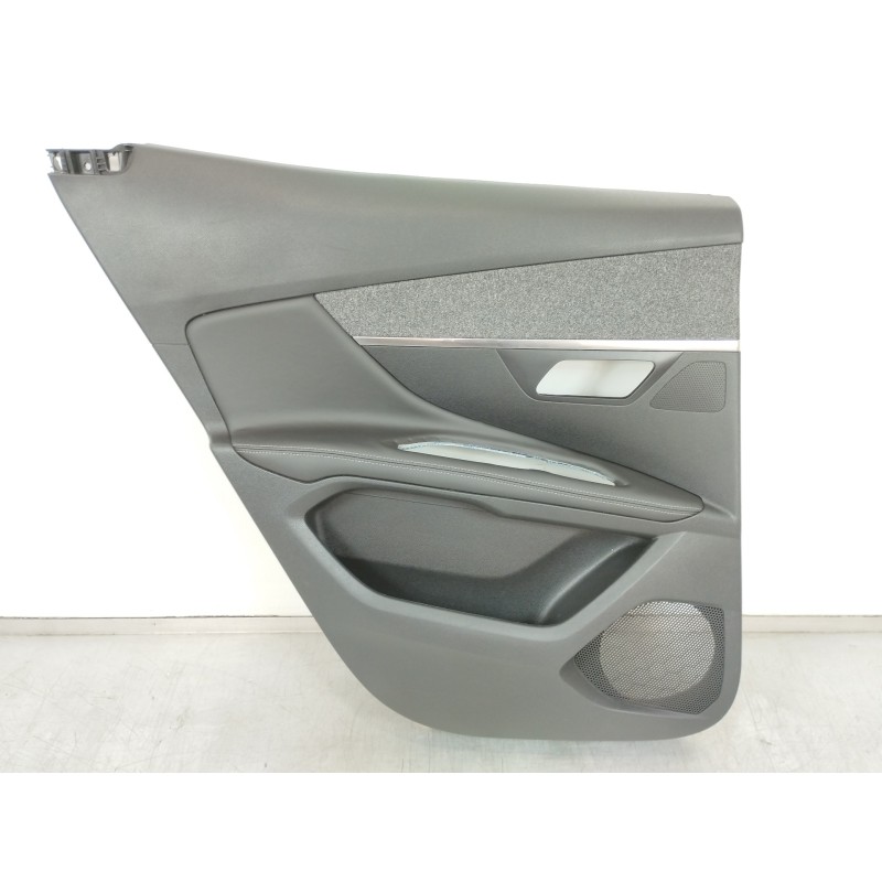 Recambio de guarnecido puerta trasera izquierda para peugeot 3008 allure referencia OEM IAM 9810516377  