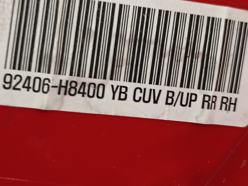 Recambio de piloto trasero derecho paragolpes para kia stonic (ybcuv) platinum edition referencia OEM IAM 92406H8400  