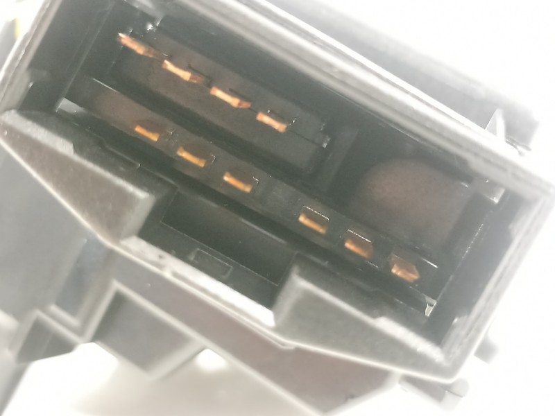 Recambio de mando limpia para hyundai i20 comfort referencia OEM IAM 934201J110  