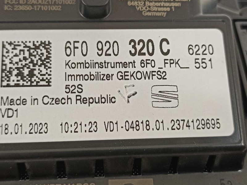 Recambio de cuadro instrumentos para seat arona xperience referencia OEM IAM 6F0920320C A3C1078890100 