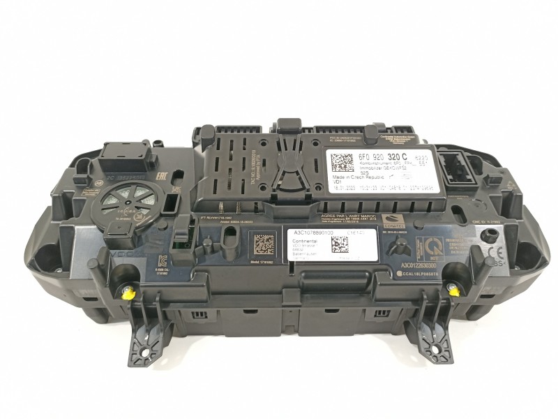 Recambio de cuadro instrumentos para seat arona xperience referencia OEM IAM 6F0920320C A3C1078890100 