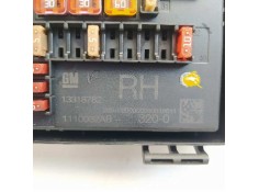 Recambio de caja reles / fusibles para opel astra j lim. techno referencia OEM IAM 13318782 1110032AB C11000139 2