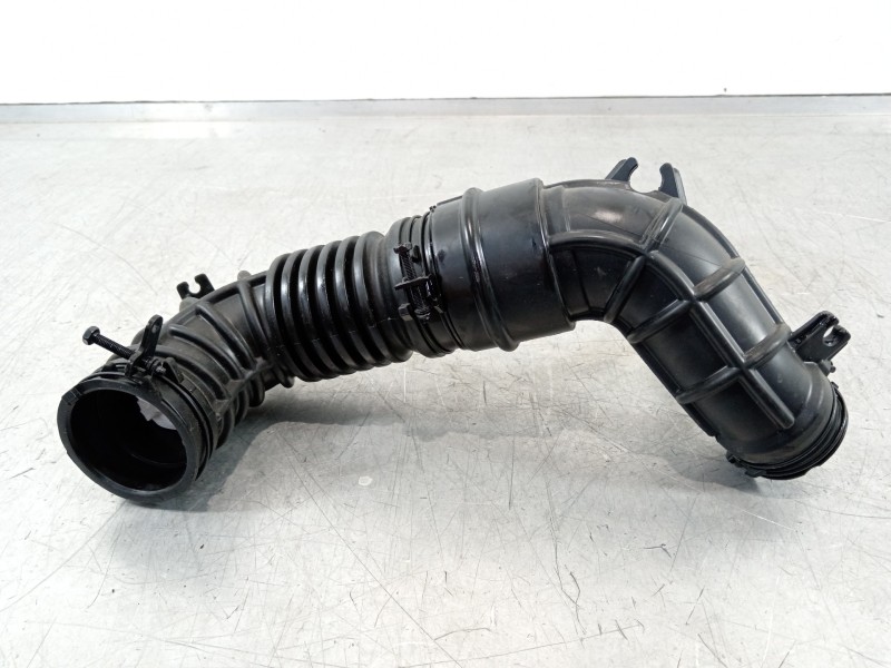 Recambio de tubo para kia stonic (ybcuv) platinum edition referencia OEM IAM 28140-H8400  