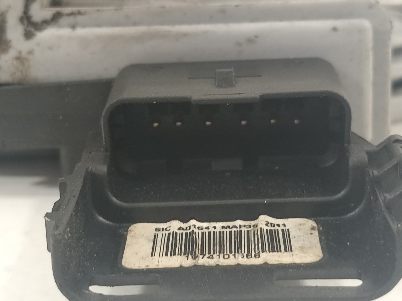 Recambio de cerradura puerta trasera derecha para peugeot 308 sw active referencia OEM IAM 732107  