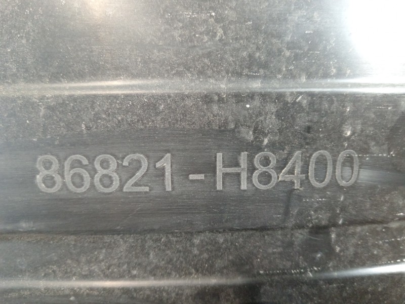 Recambio de paso rueda para kia stonic (ybcuv) platinum edition referencia OEM IAM 86821H8400  