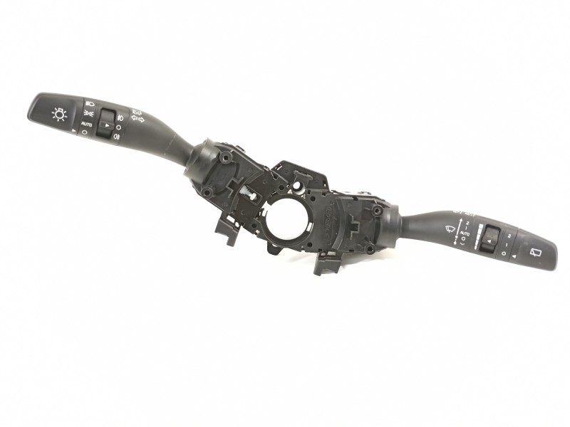 Recambio de mando luces para kia stonic (ybcuv) platinum edition referencia OEM IAM 93404D4962  