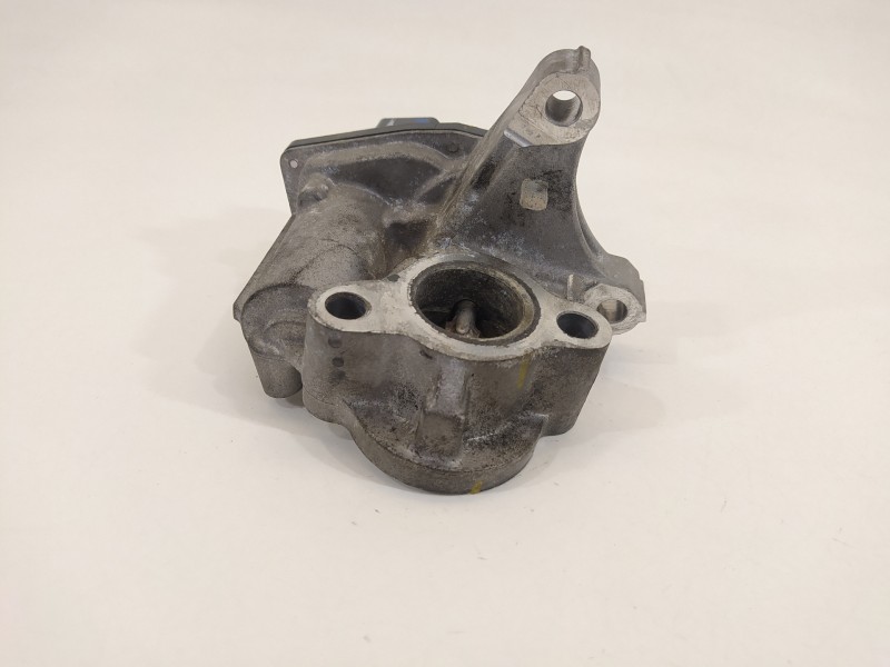 Recambio de valvula egr para renault megane iii sport tourer dynamique referencia OEM IAM 147100789R  