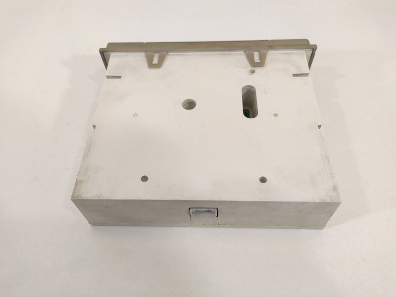 Recambio de pantalla multifuncion para nissan micra (k12e) acenta referencia OEM IAM AX607 4X57880 