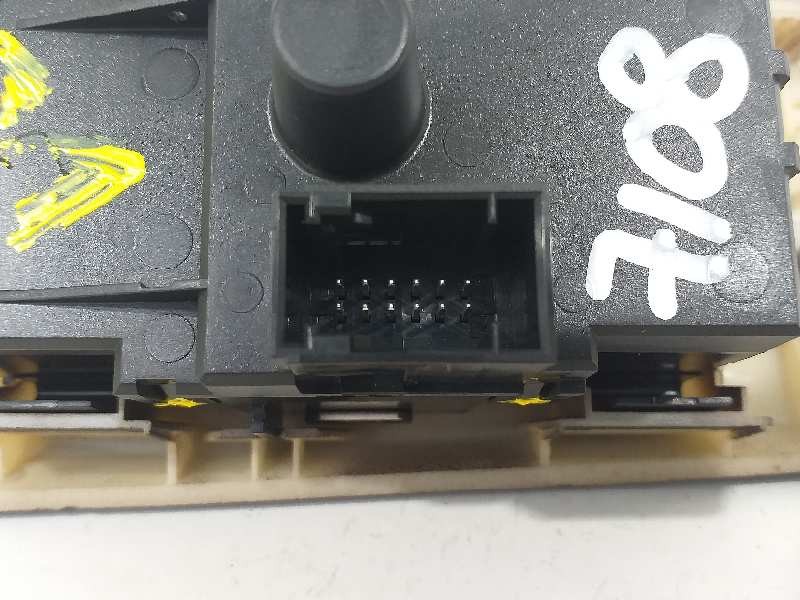 Recambio de mando luces para bmw serie 3 berlina (e90) 320d referencia OEM IAM 61316932794 33600102 2612400