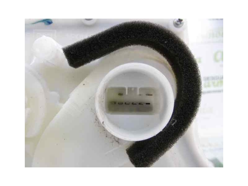 Recambio de cerradura puerta delantera derecha para suzuki swift azg (nz) glx referencia OEM IAM 8220169LA1000  