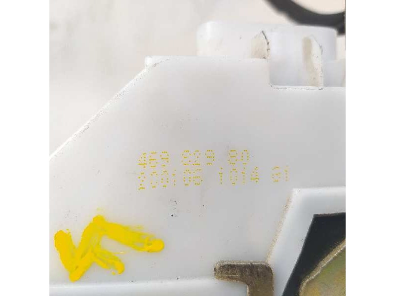 Recambio de cerradura puerta delantera izquierda para citroën c3 1.4 sx referencia OEM IAM 46982980  