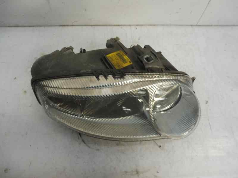 Recambio de faro derecho para alfa romeo 147 (190) 1.6 t.spark distinctive referencia OEM IAM 468261940 0301186202 
