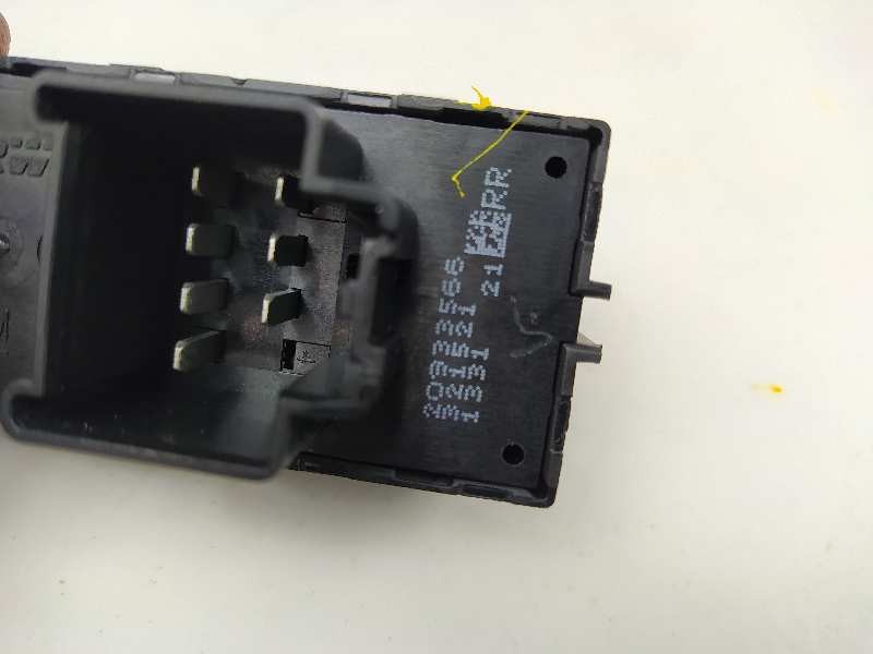 Recambio de mando elevalunas trasero derecho para chevrolet malibu ltz referencia OEM IAM 20933566 321521 