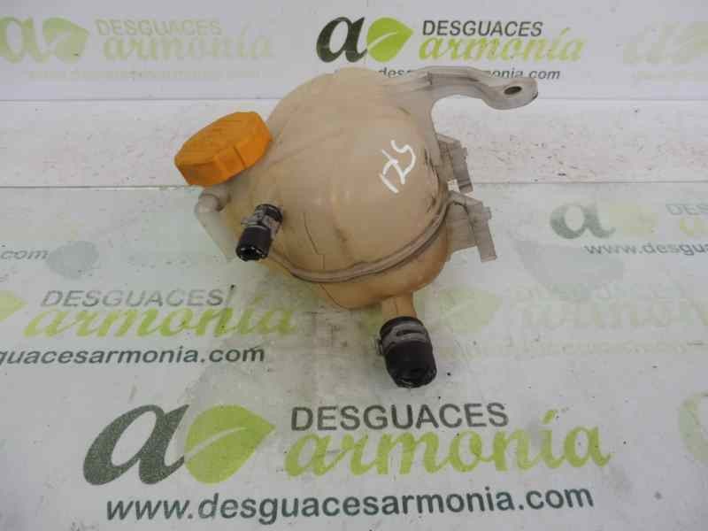 Recambio de deposito expansion para opel corsa d cmon referencia OEM IAM 55702164  