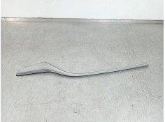Recambio de moldura para peugeot 208 allure referencia OEM IAM 9675024180  