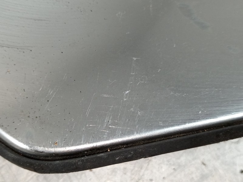 Recambio de moldura para peugeot 208 allure referencia OEM IAM 9675024180  