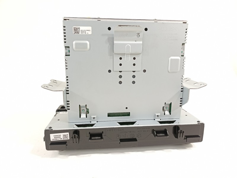 Recambio de sistema navegacion gps para kia stonic (ybcuv) platinum edition referencia OEM IAM 96560H8461 96560H8461FHV 