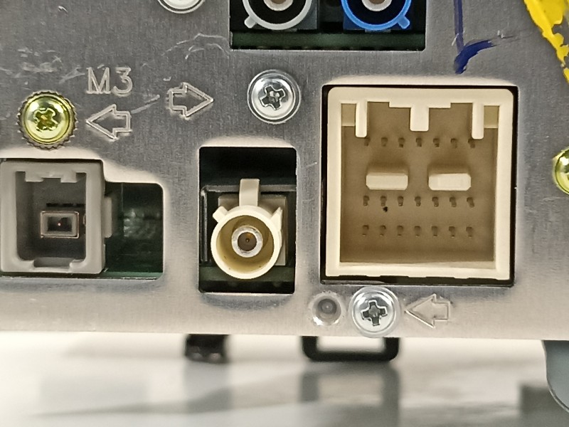 Recambio de sistema navegacion gps para kia stonic (ybcuv) platinum edition referencia OEM IAM 96560H8461 96560H8461FHV 