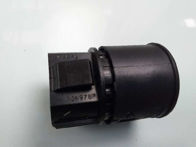 Recambio de conmutador de arranque para renault clio iv business referencia OEM IAM 506978R  