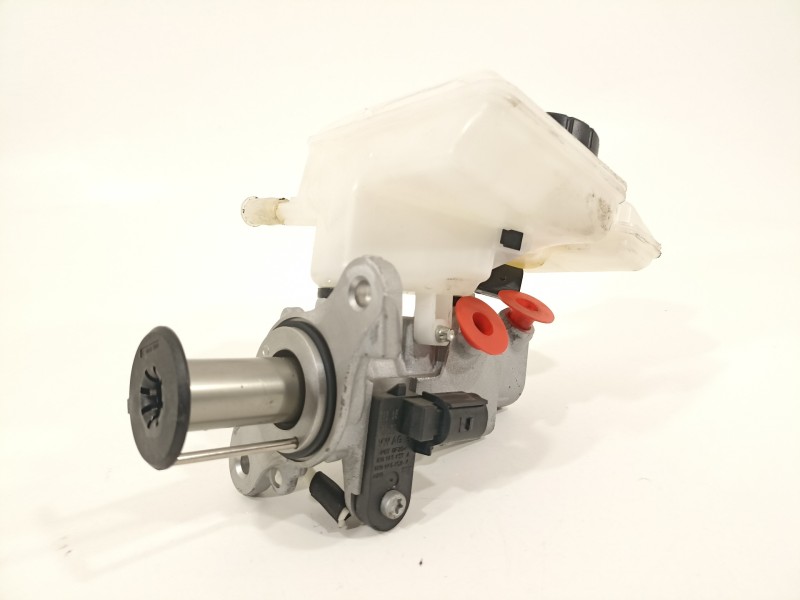 Recambio de bomba freno para seat arona xperience referencia OEM IAM 5Q1614019AC 1K0945459A 2Q1611301A