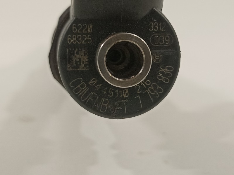 Recambio de inyector para bmw serie 3 berlina (e90) 320d referencia OEM IAM 7793836 0445110216 