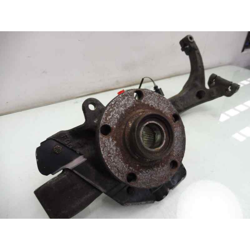 Recambio de mangueta delantera derecha para audi a6 avant (4b5) 2.4 (121kw) referencia OEM IAM 8D0407258  