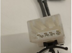 Recambio de cinturon seguridad trasero para kia stonic (ybcuv) platinum edition referencia OEM IAM 898B0H8200WK   2