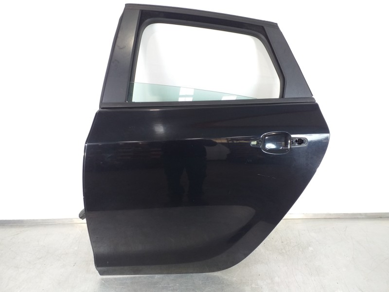 Recambio de puerta trasera izquierda para opel astra j lim. enjoy referencia OEM IAM 13285610  