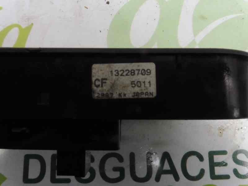 Recambio de mando elevalunas delantero derecho para opel astra twin top cosmo referencia OEM IAM 13228709  