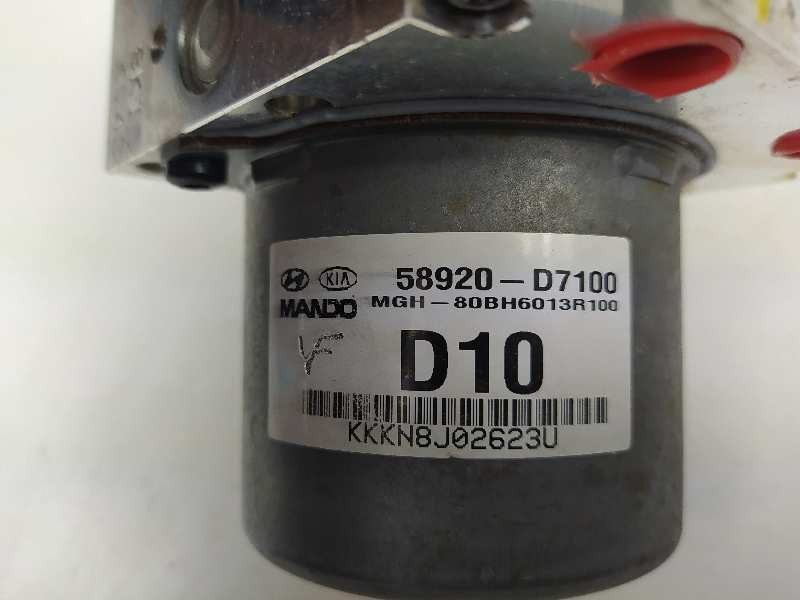 Recambio de abs para hyundai tucson 25 aniversario 4x2 referencia OEM IAM 58920D7100 BE003R100 MGH80BH6013R100