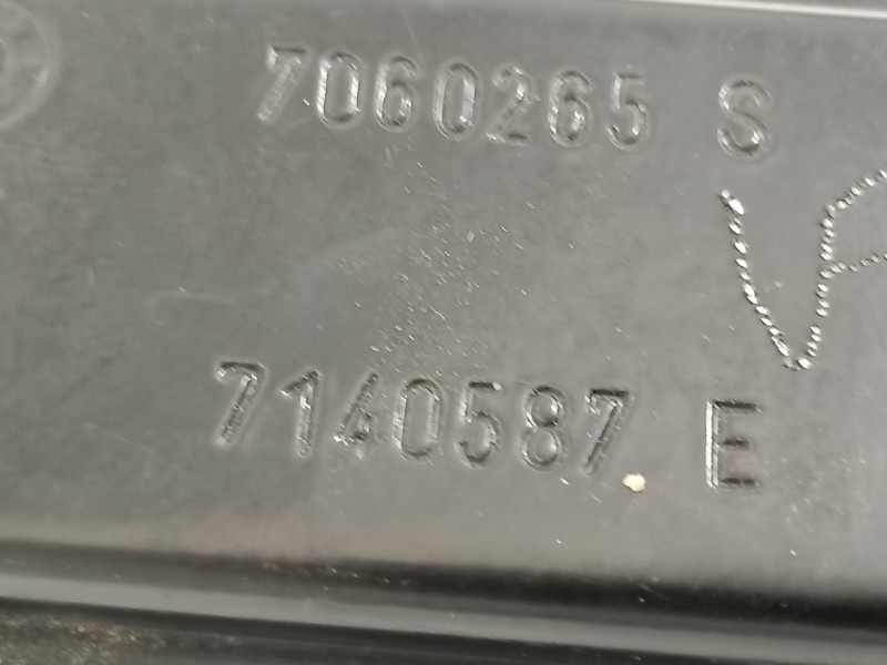 Recambio de elevalunas delantero izquierdo para bmw serie 3 berlina (e90) 320d referencia OEM IAM 7060265S 7140587E 6927027