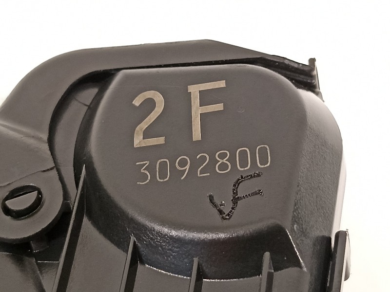 Recambio de cerradura puerta delantera izquierda para toyota iq 2 referencia OEM IAM 2F3092800  