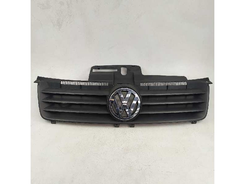 Recambio de rejilla delantera para volkswagen polo (9n1) trendline referencia OEM IAM 6Q0853651C  