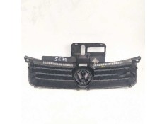 Recambio de rejilla delantera para volkswagen polo (9n1) trendline referencia OEM IAM 6Q0853651C   2