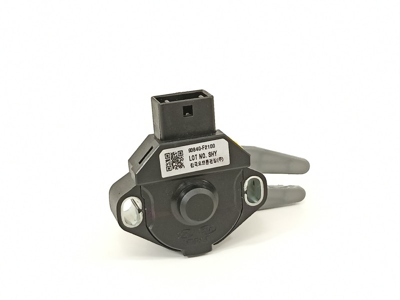 Recambio de interruptor para kia stonic (ybcuv) platinum edition referencia OEM IAM 93840F2100  