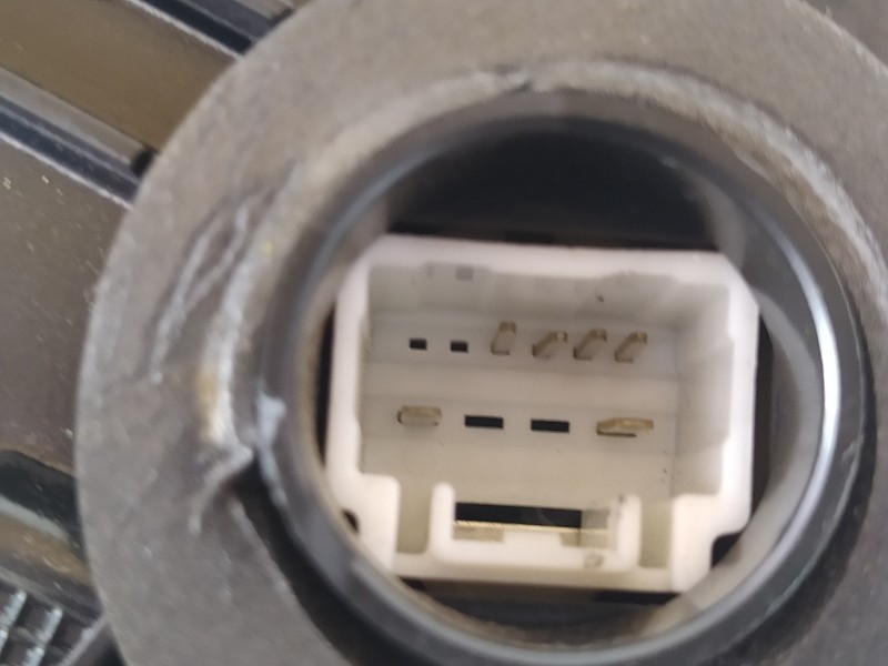 Recambio de cerradura puerta delantera derecha para toyota iq 2 referencia OEM IAM 6A3092900  