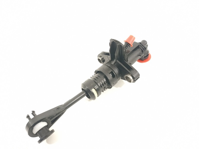 Recambio de bombin embrague para seat arona xperience referencia OEM IAM 2Q0721388  