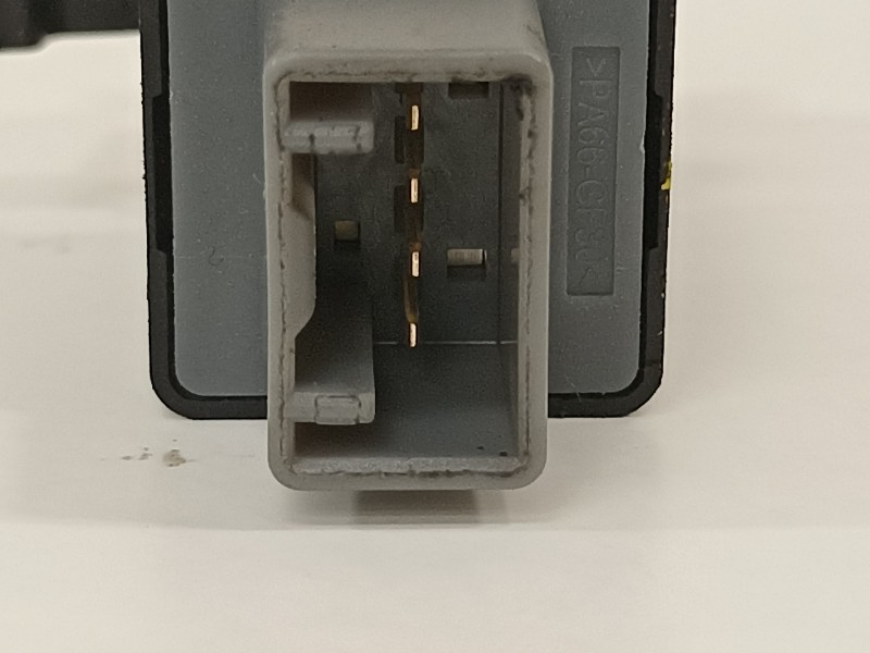 Recambio de sensor para kia stonic (ybcuv) platinum edition referencia OEM IAM 938133S800  