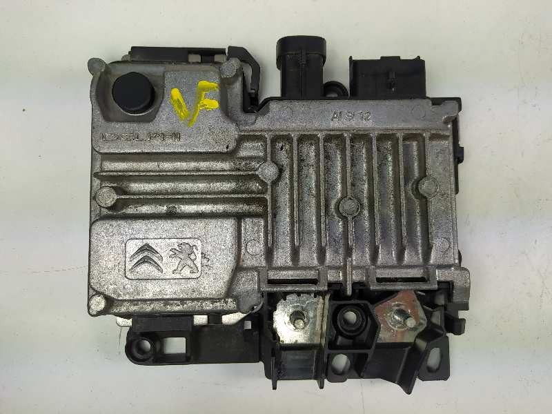 Recambio de centralita start / stop para peugeot 2008 (--.2013) style referencia OEM IAM 9819596180  
