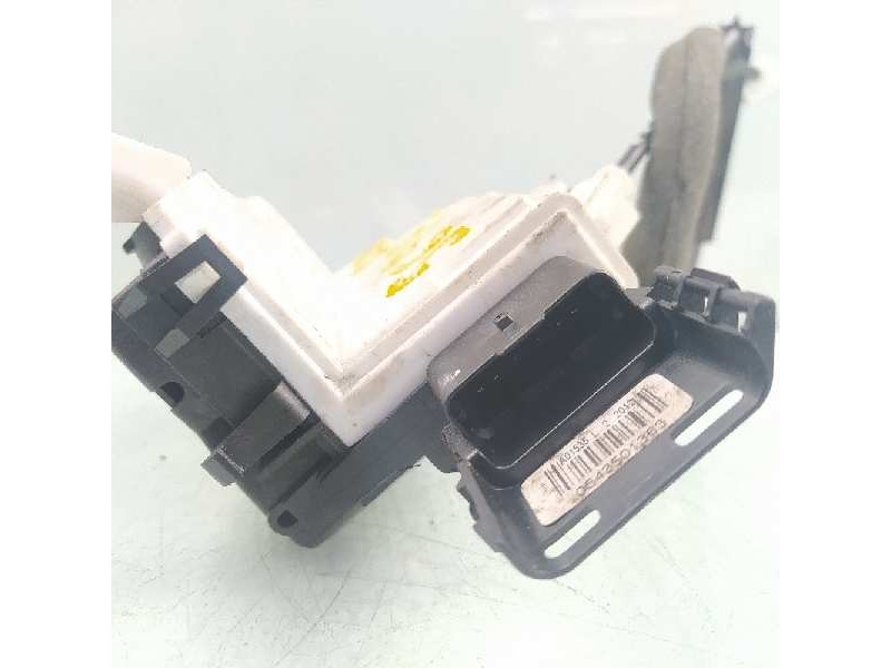 Recambio de cerradura puerta delantera derecha para citroën berlingo cuadro l1 referencia OEM IAM 9135EA 828405 