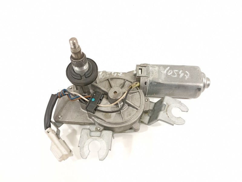 Recambio de motor limpia trasero para ssangyong rodius xdi referencia OEM IAM 8615021003  