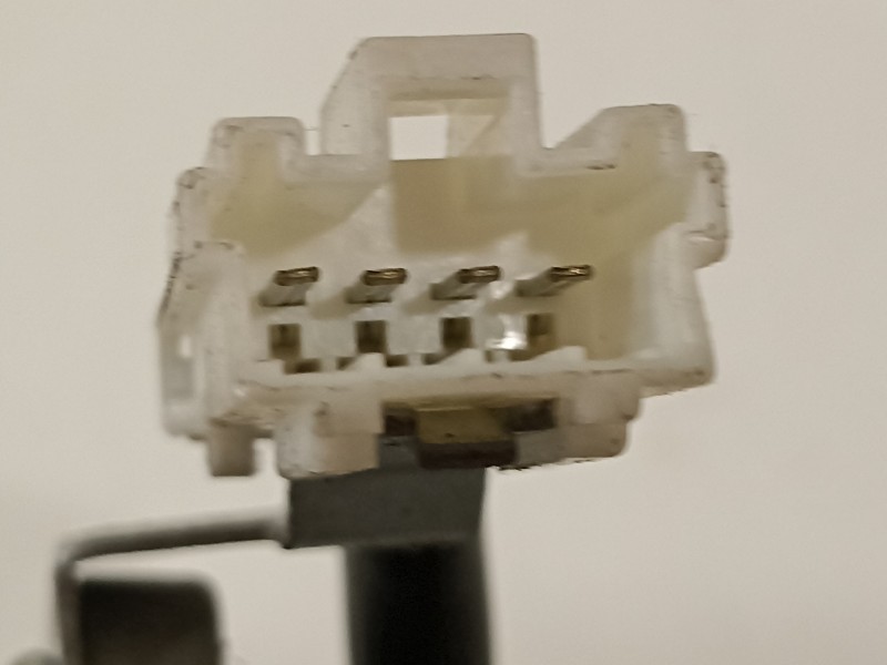 Recambio de motor limpia trasero para ssangyong rodius xdi referencia OEM IAM 8615021003  