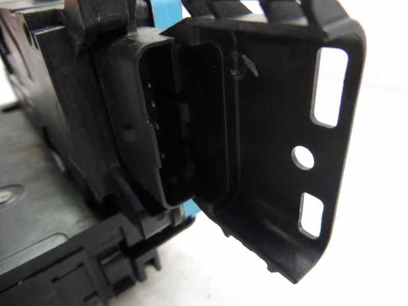 Recambio de cerradura puerta trasera derecha para peugeot 207 sport referencia OEM IAM 9138H8 24099158 