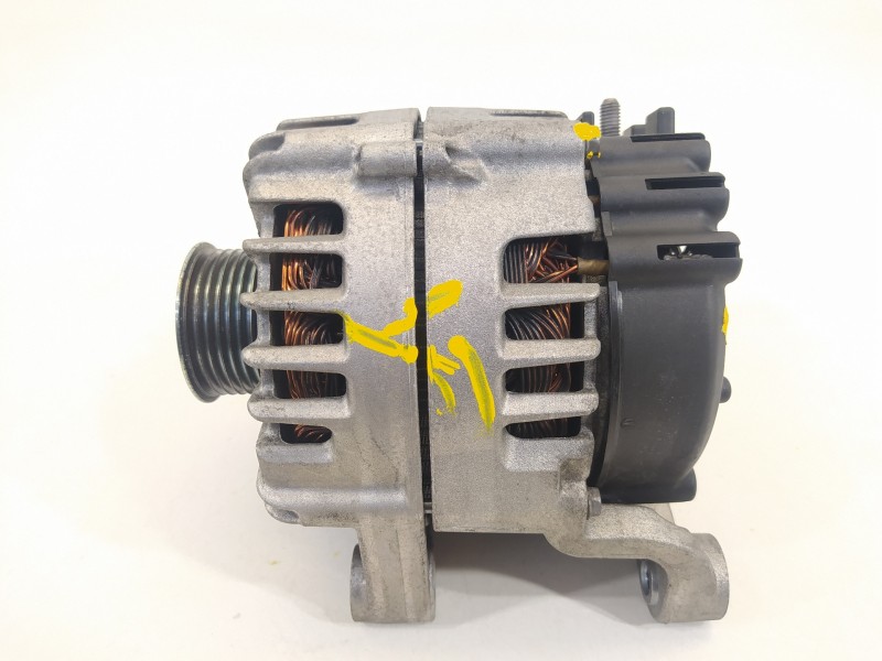 Recambio de alternador para bmw x5 (e70) xdrive30d referencia OEM IAM 7803724  